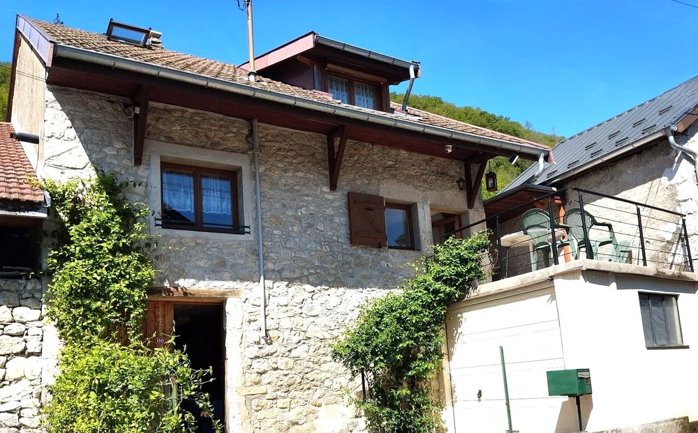 Maison de charme 5 minutes de Seyssel - sans travaux -