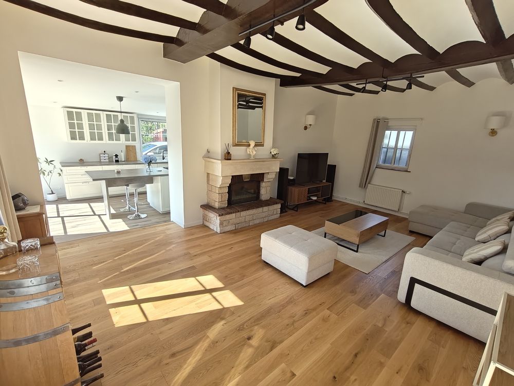 Maison de caractère rénovée, plein Sud, en impasse