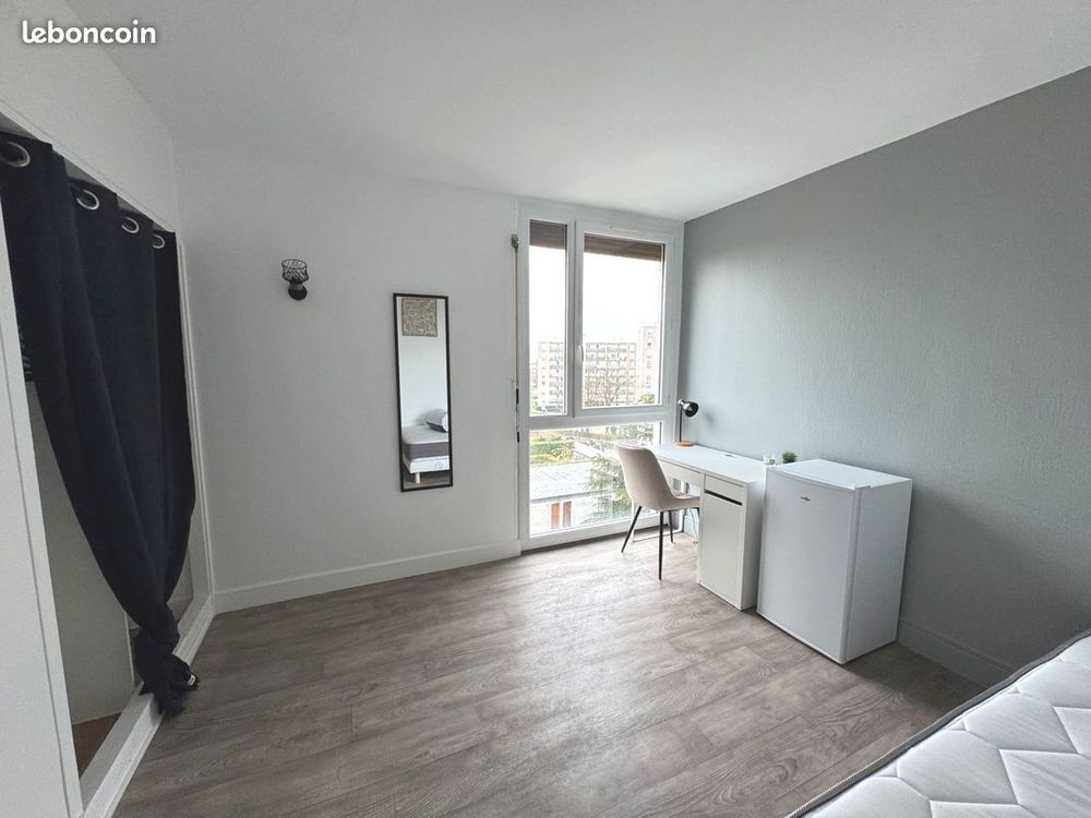 RENTABLE 11,5% | 790 Cash-flow net | Melun Gendarmerie