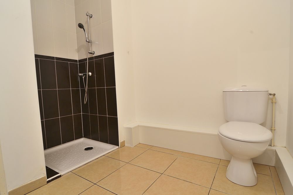 T2 quartier très calme - terrasse 7 m² - parking sécurisé