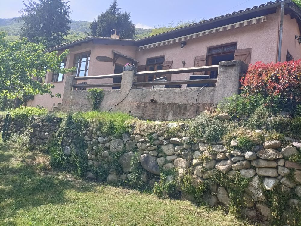 Jolie maison au calme dans l'arrière pays niçois