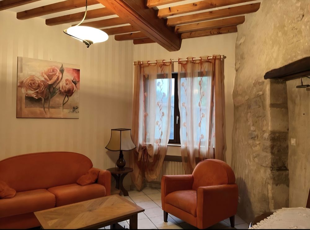 Maison de village proche de Bourg en Bresse