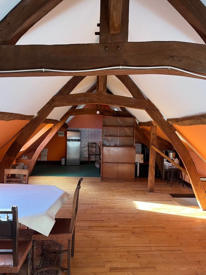 Appartement meublé avec cour et jardinet