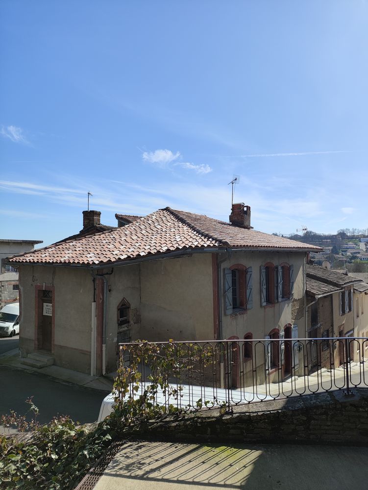 Maison de village à BOURRET