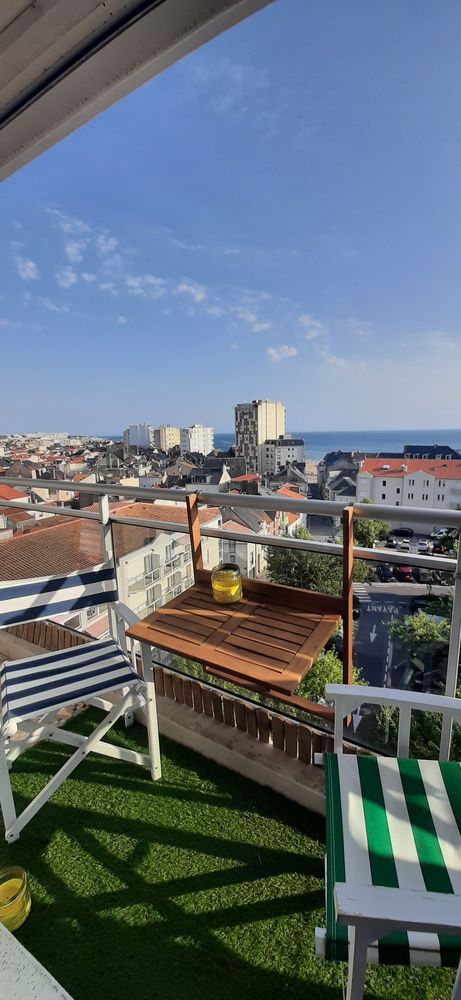 LA PLAGE EN BAS DE LA RUE ! APPARTEMENT 53m².