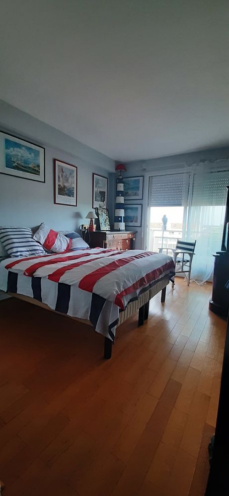 LA PLAGE EN BAS DE LA RUE ! APPARTEMENT 53m².