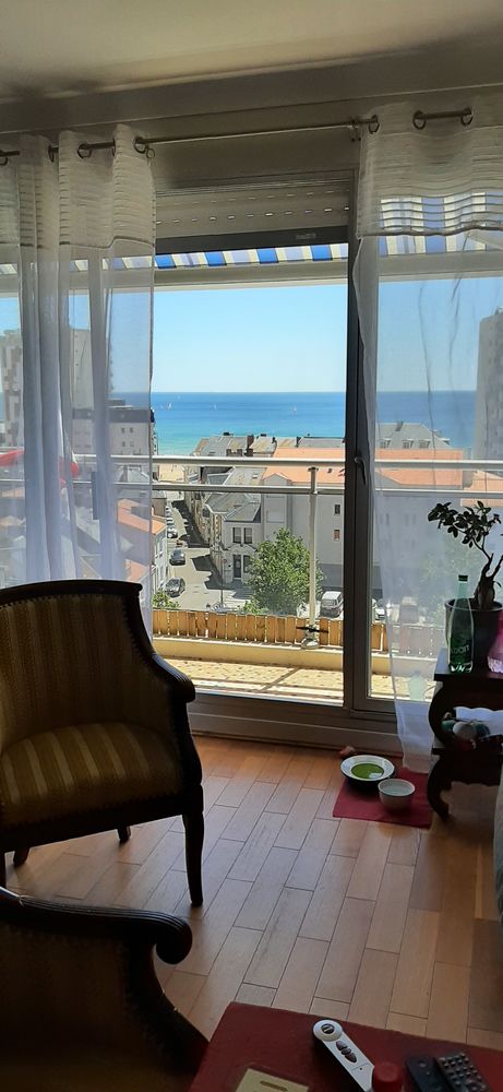 LA PLAGE EN BAS DE LA RUE ! APPARTEMENT 53m².