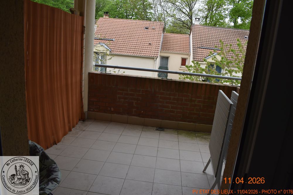 F2 MEUBLE GIF PLACE DE CHEVRY PARFAIT ETAT
