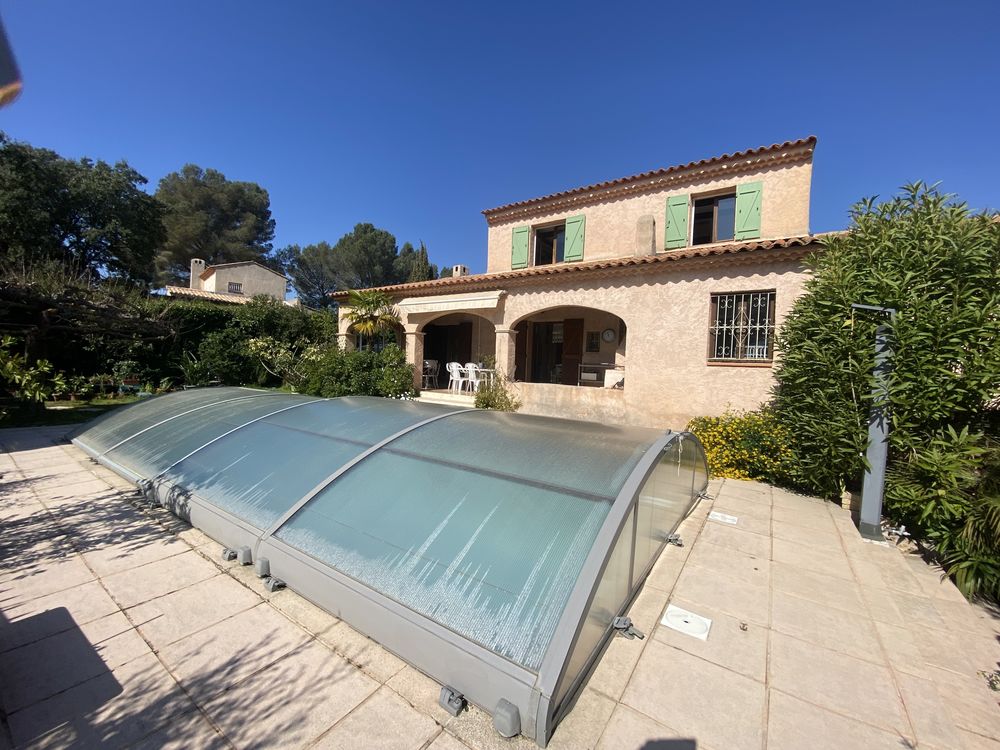 Villa à Saint Raphael avec piscine et sans vis à vis