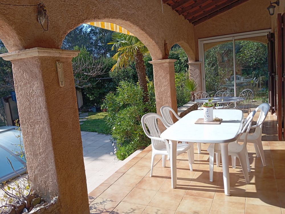Villa à Saint Raphael avec piscine et sans vis à vis