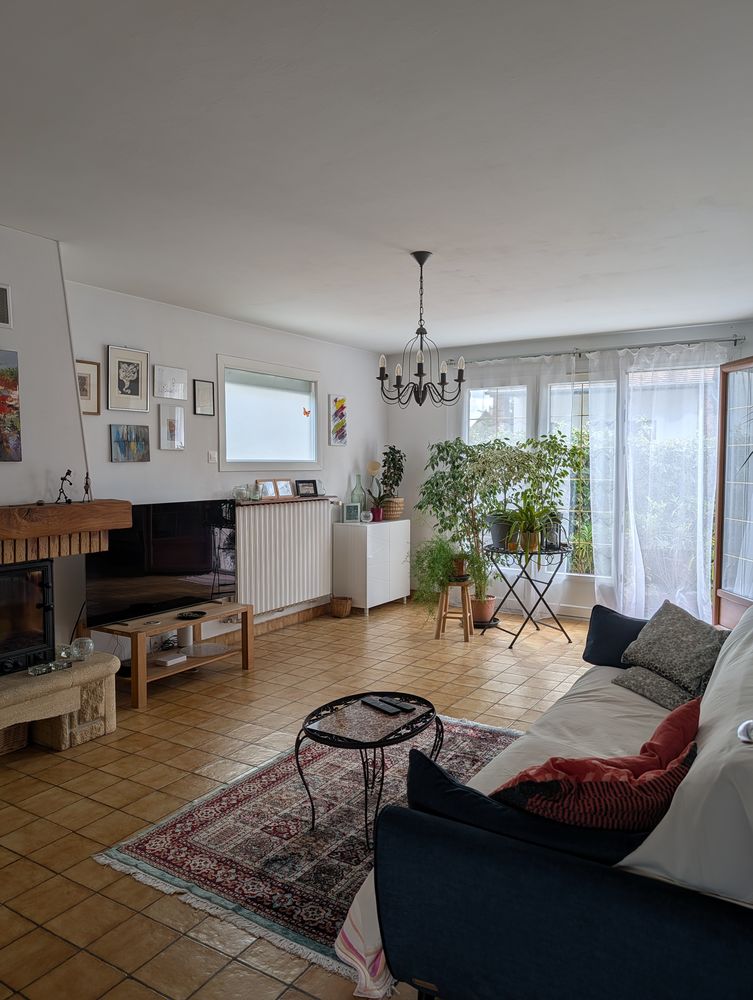 Quartier des chênes une maison familiale rare : calme absolu