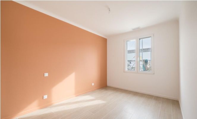 MONTELIMAR VILLA T4 PLEIN PIEDS 90M2 SUR 300M2