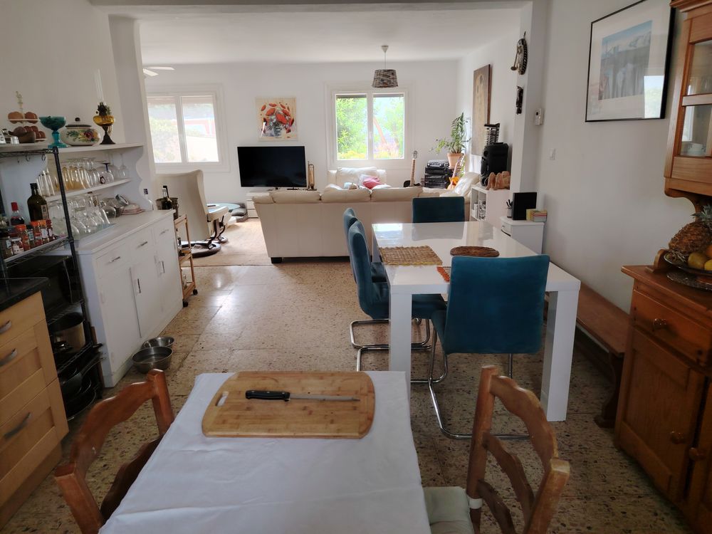 Maison quartier calme de saint Cyprien village