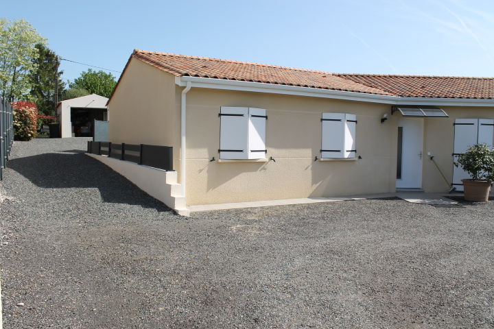 maison a cursan 33670