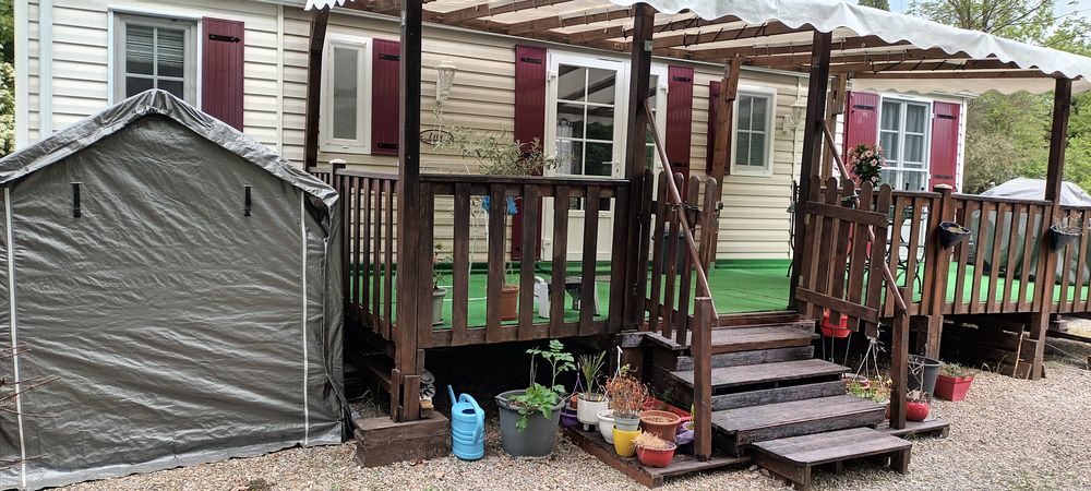 mobile home