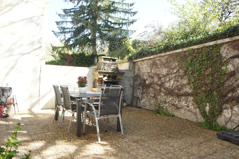 Maison ROCHE LA MOLIERE