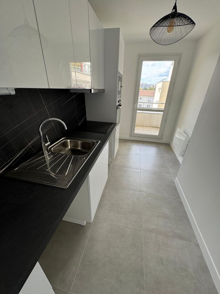 Choisy le Roi T3 64m² RÉNOVÉ · TRAVERSANT EST/OUEST · BALCON