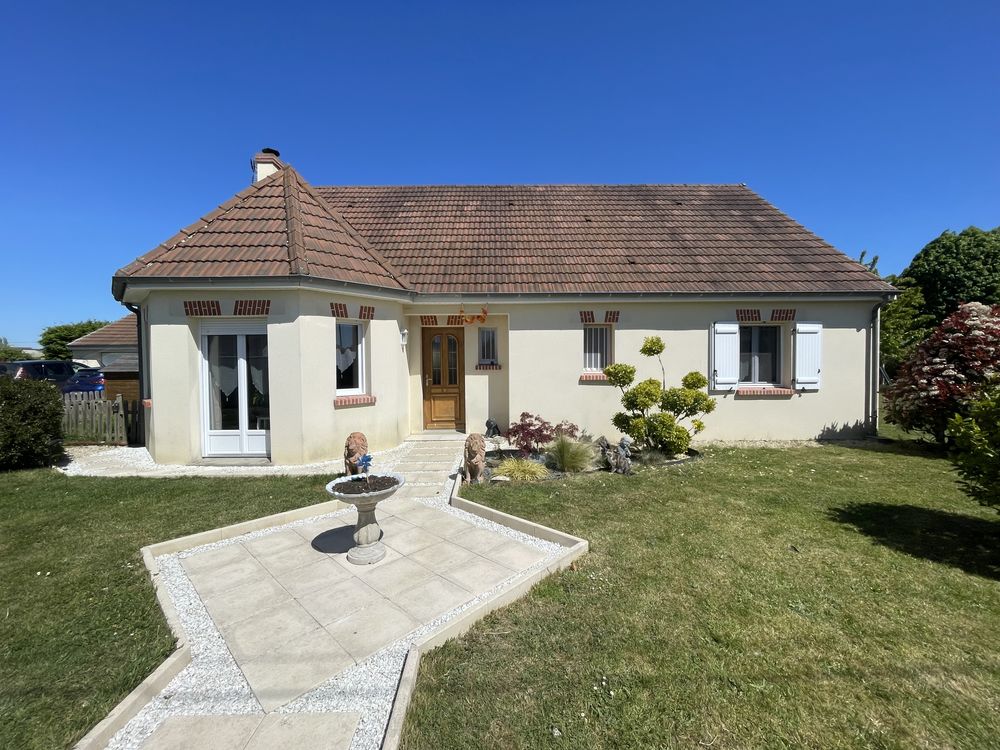 MAISON A CHAMBON LA FORET