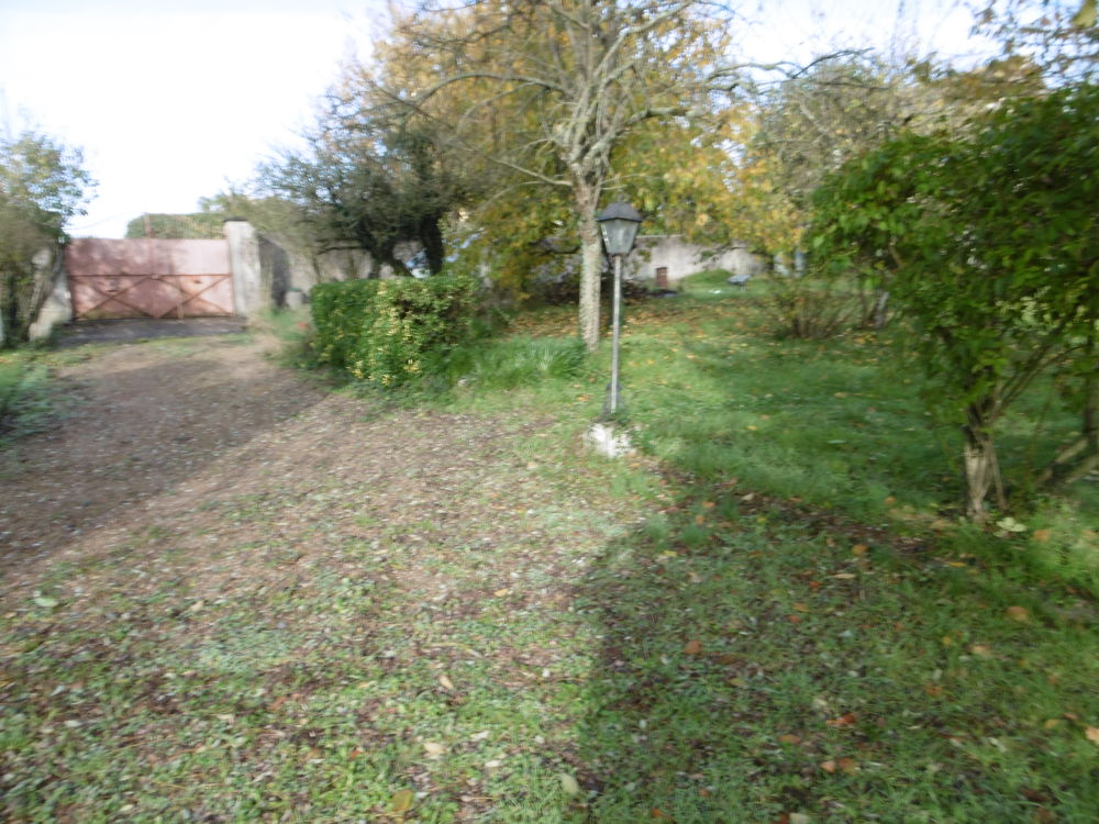 Grange et terrain constructible