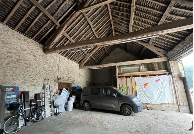 Maison longère 7 pièces 215 m² + grange sur terrain clos