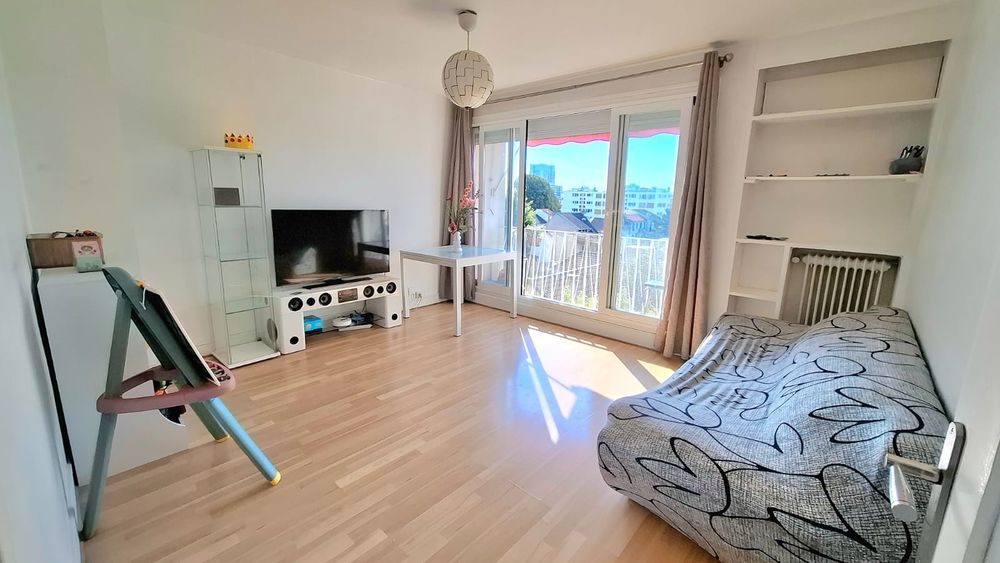 Appartement T2 avec cave et parking - Vitry sur Seine