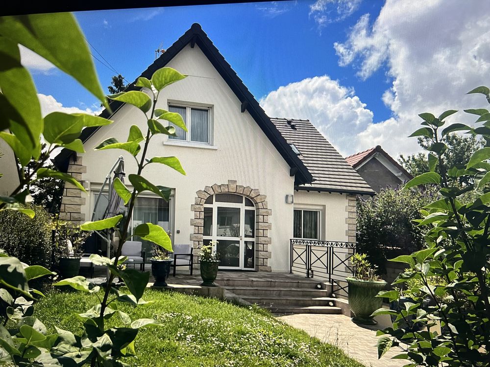 Maison 7 pièces avec piscine