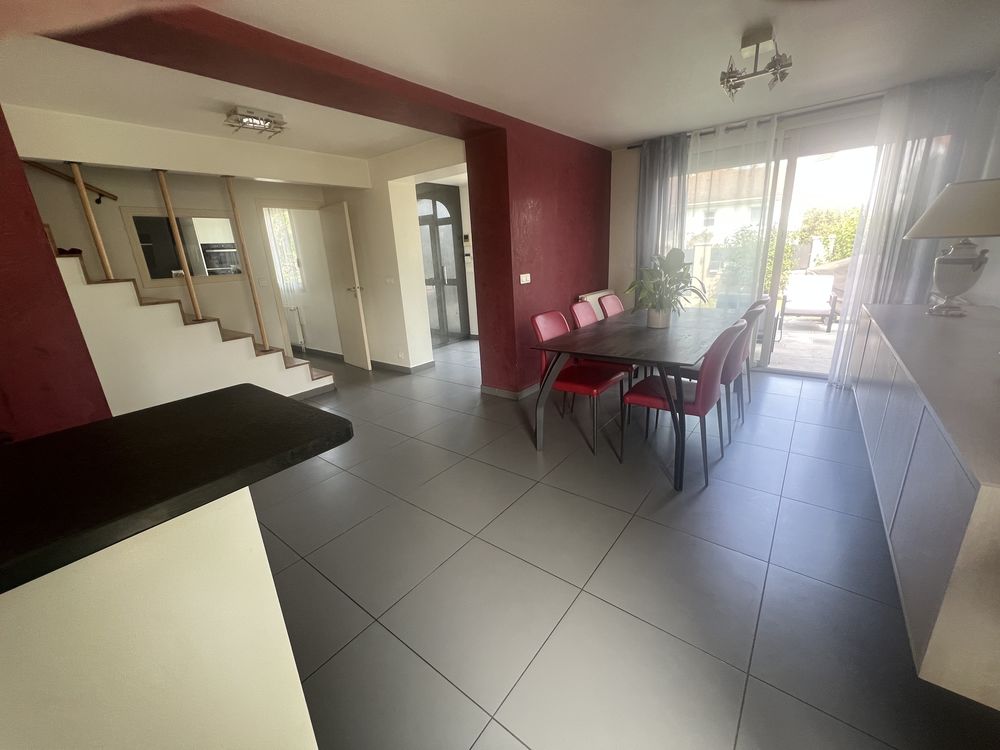 Maison 7 pièces avec piscine
