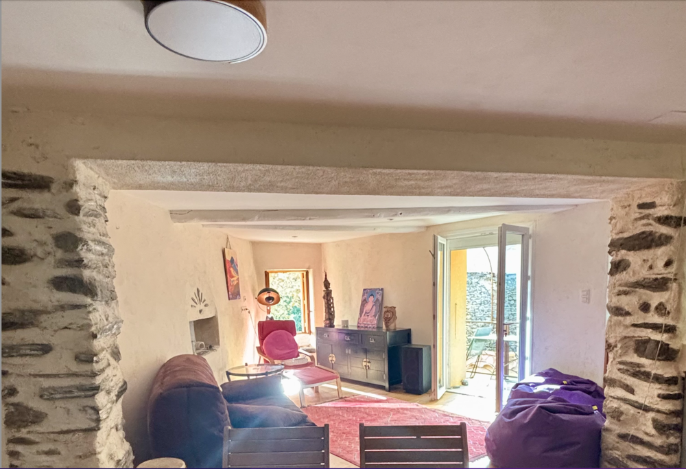 SPLENDIDE MAISON A RIGARDA + 1.200M2 DE TERRAIN NON ATTENANT