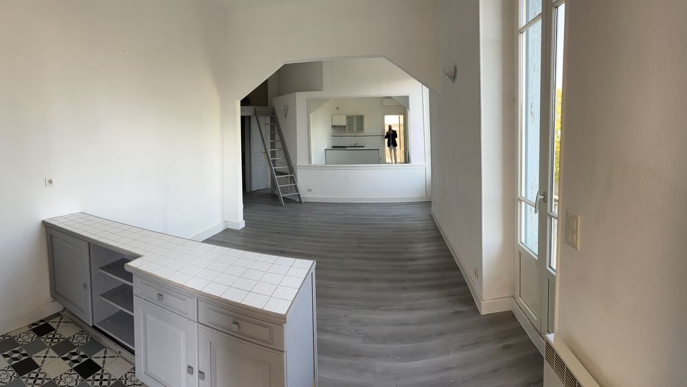 NIMES appartement P2 avec Terrasse 25 m²