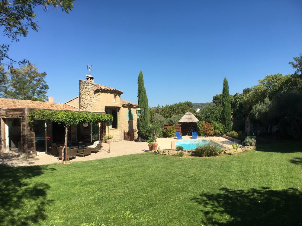 Charmante maison avec piscine et T2 indépendant