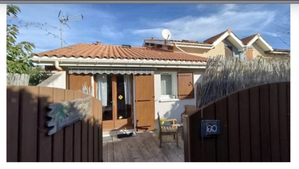 Maisonnette avec terrasse à la plage de Biscarrosse