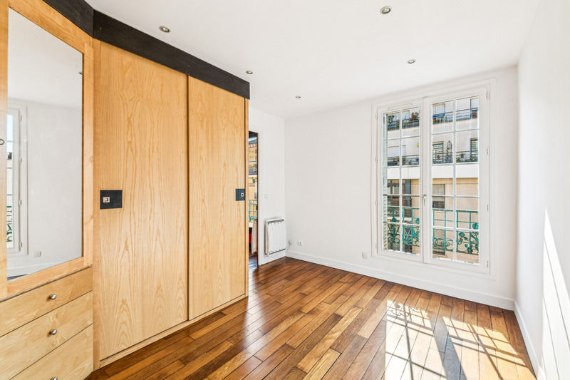 appartement atypique pour amoureux des boiseries