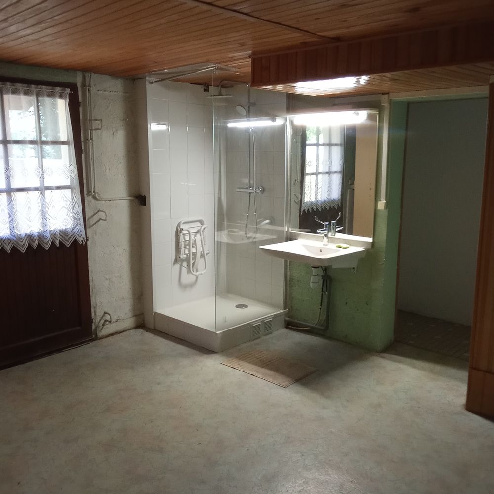 Appartement de 34 m² et son annexe à potentiel