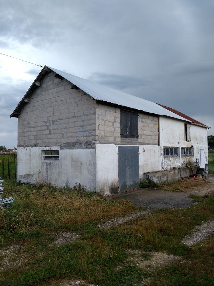 cabane ostréicole + ancienne bâtisse a rénover