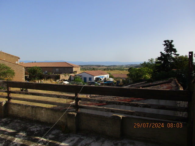 Maison de deux logements indépendants, pierres apparentes