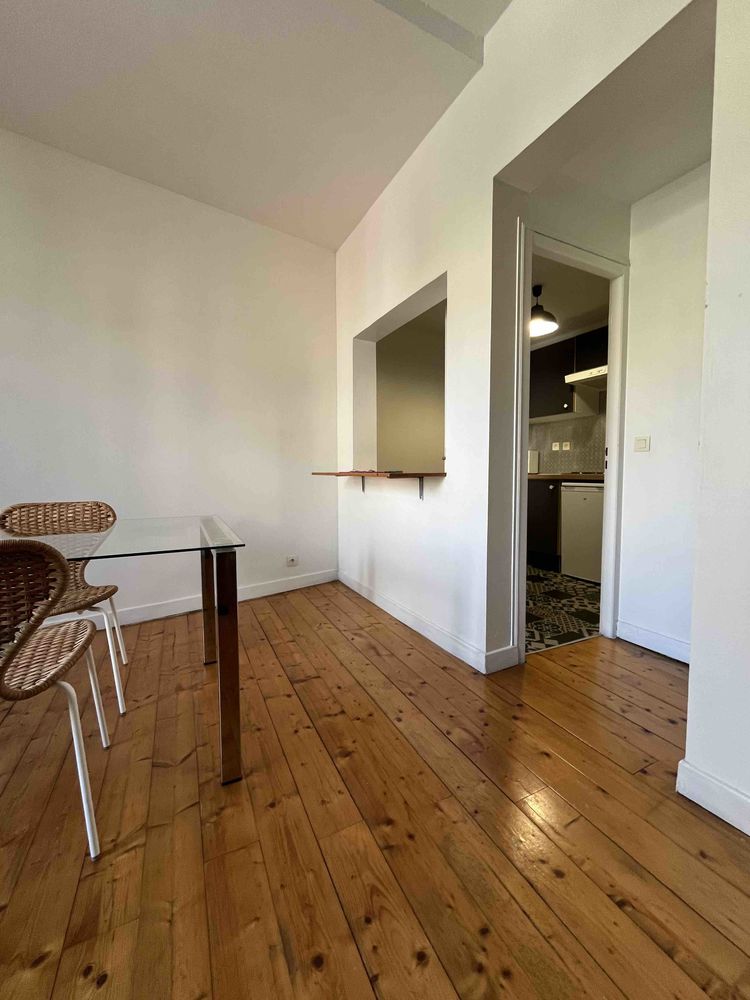 APPARTEMENT T2 MEUBLÉ ? BORDEAUX SAINT-MICHEL ? 50 m² ? 1er