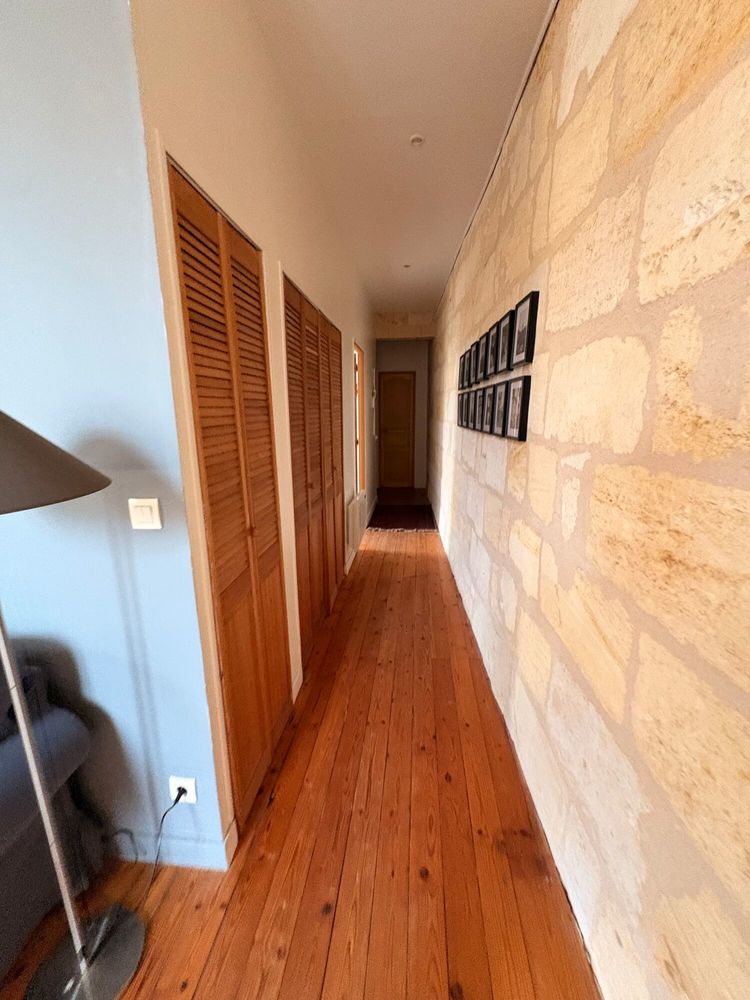 APPARTEMENT T2 MEUBLÉ ? BORDEAUX CHARTRONS 45 m² 2? étage