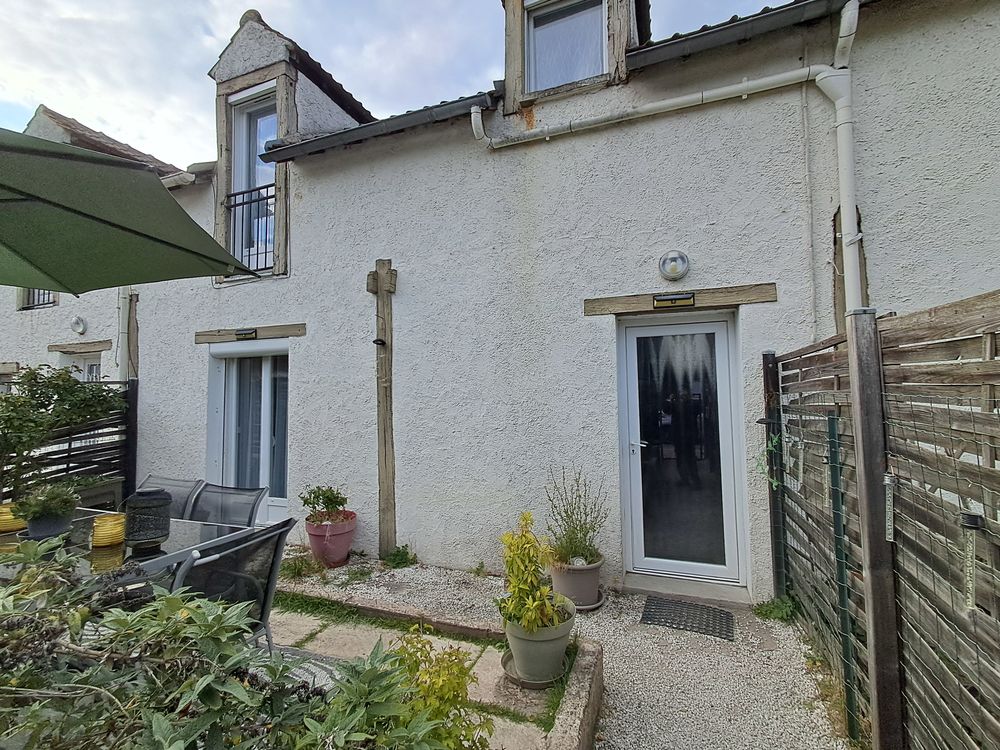 Appartement 3 piéces avec jardinet