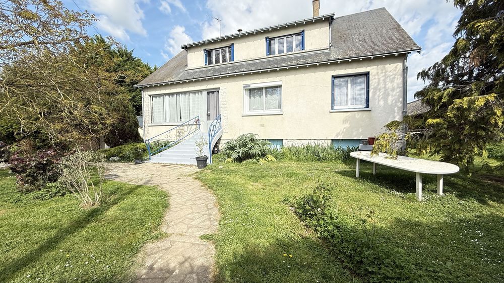 Maison familiale 5 chambres ? 152 m² - Champigny-en-Beauce