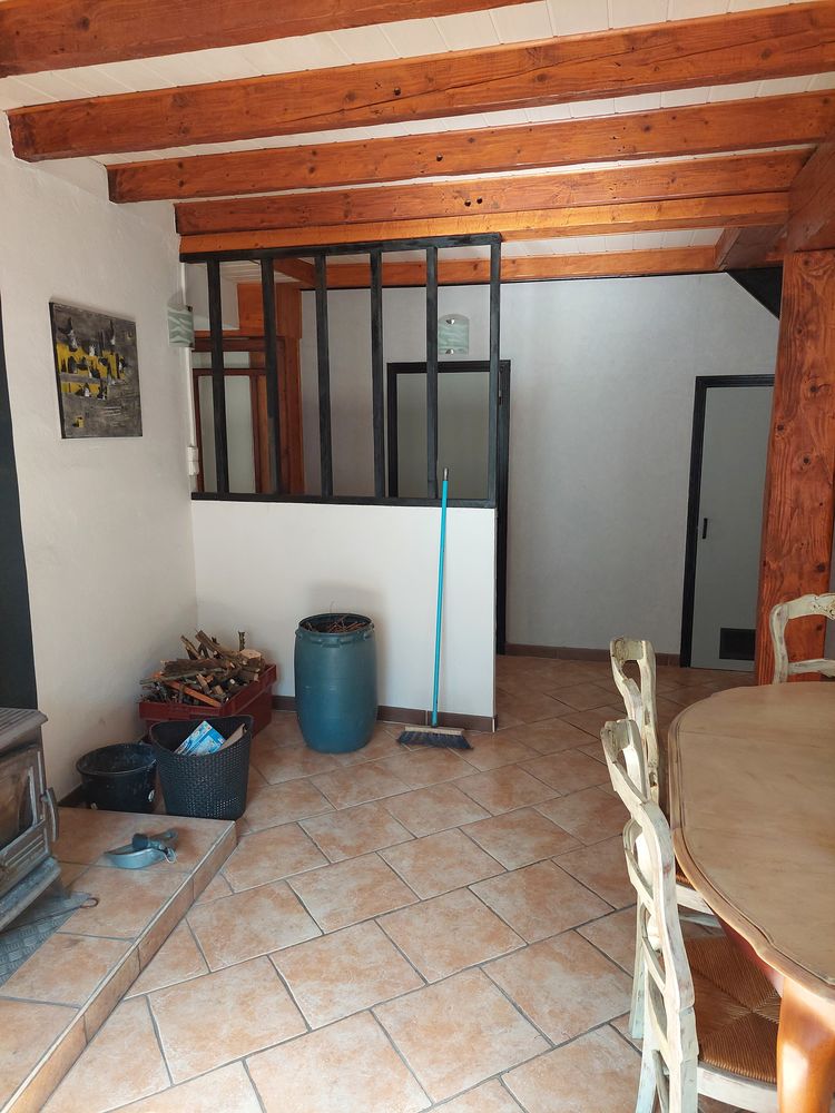 Maison lumineuse avec garage et terrasse