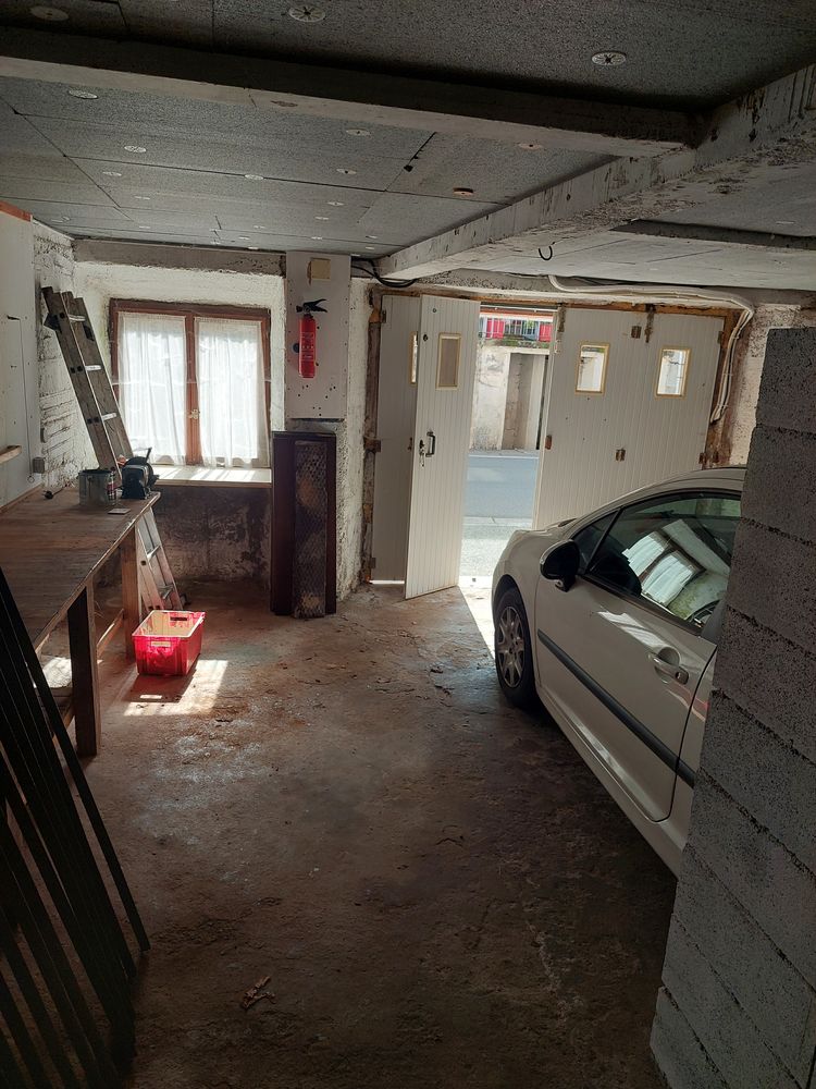 Maison lumineuse avec garage et terrasse