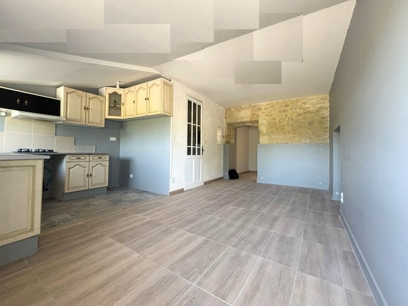 maison en pierre entièrement rénovée environ 70 m²