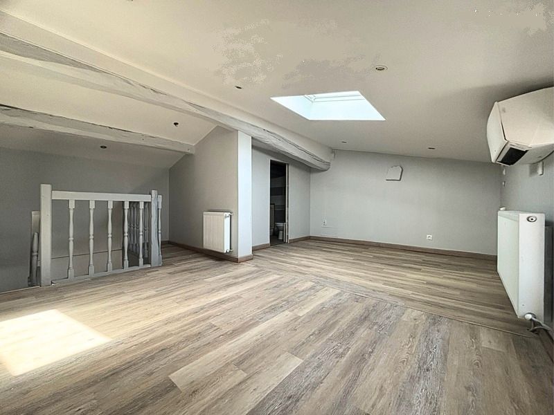maison en pierre entièrement rénovée environ 70 m²