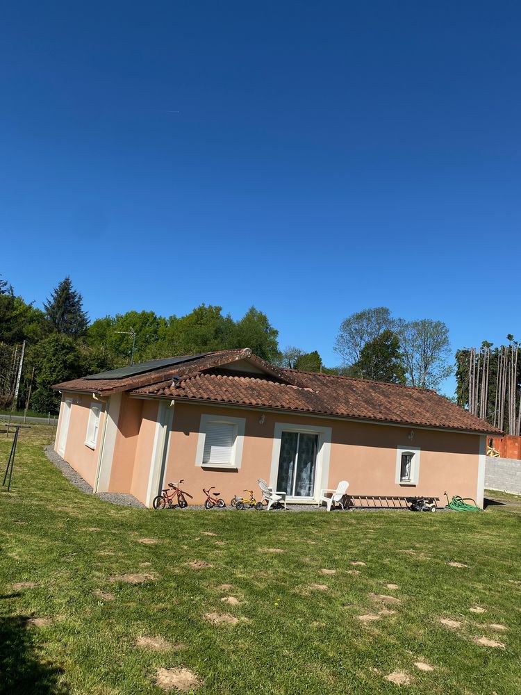 Grande maison de plain pied proche de Limoges