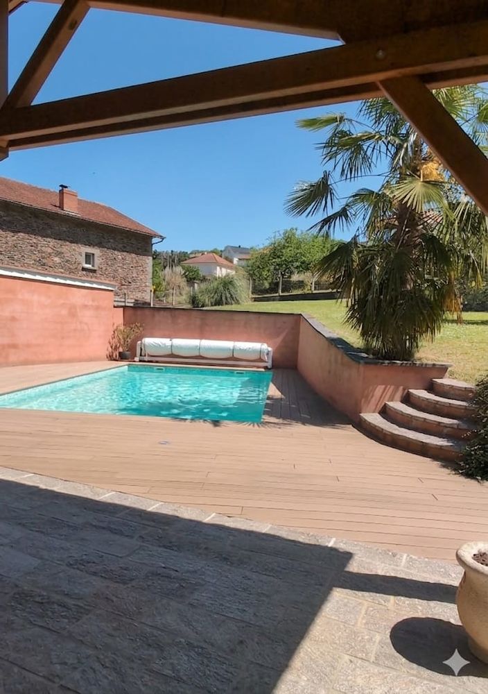 Villa de caractère T5 piscine