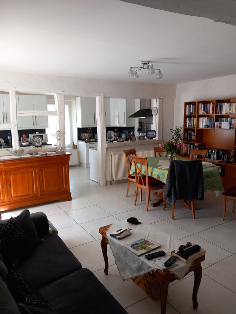 Maison familiale 152 m², 4 chambres, Garage, Cave.