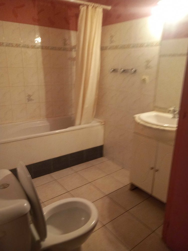 t2 auch basse ville 1er étage 50m2
