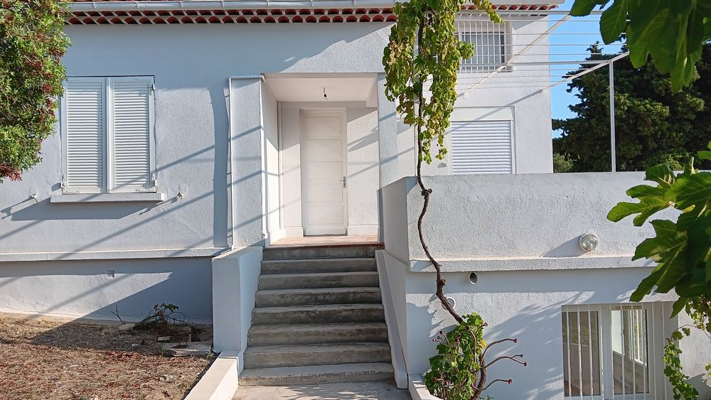 Villa 110 m², avec un terrain 740 m2 plage St Mandrier/mer