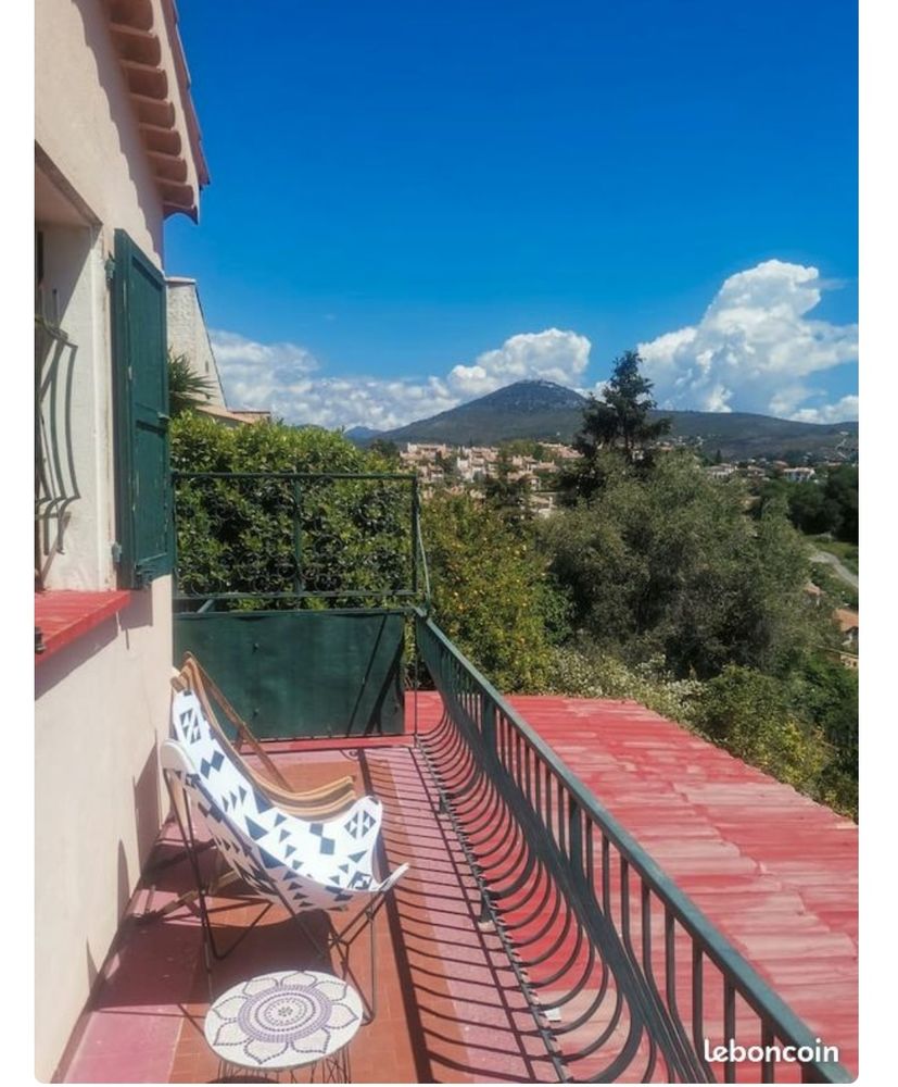 Villa sur les collines niçoises meublé 6 mois