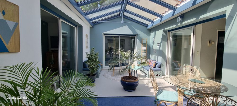 Maison 183m², piscine, proche Royan